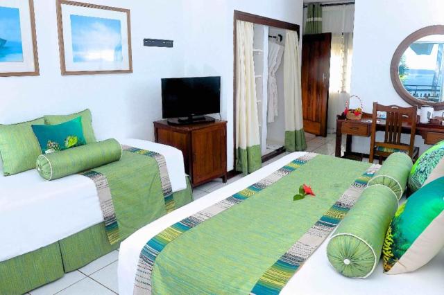 Voyager Beach Resort
