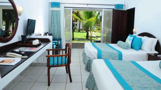 Voyager Beach Resort