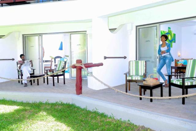 Voyager Beach Resort