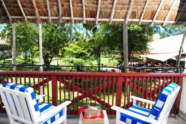 Voyager Beach Resort