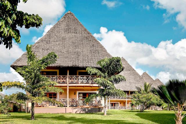 Neptune Palm Beach Boutique Resort & Spa