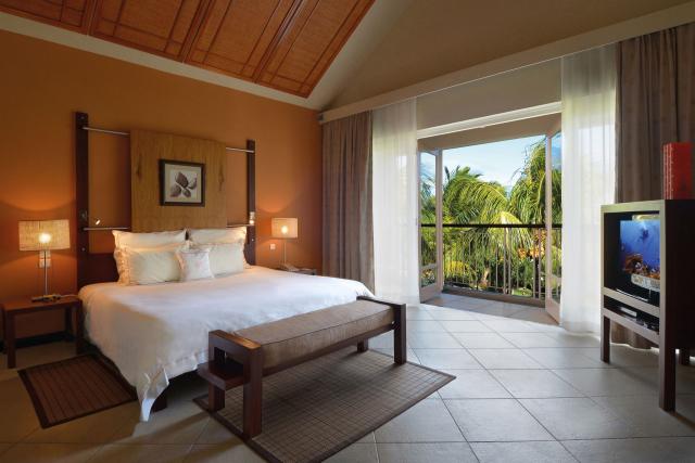 Victoria Beachcomber Resort & Spa