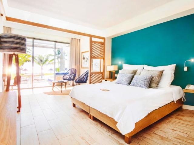 Victoria Beachcomber Resort & Spa