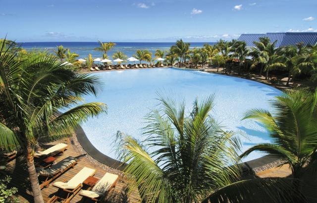 Victoria Beachcomber Resort & Spa