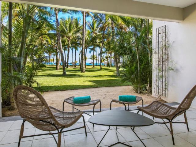 Victoria Beachcomber Resort & Spa