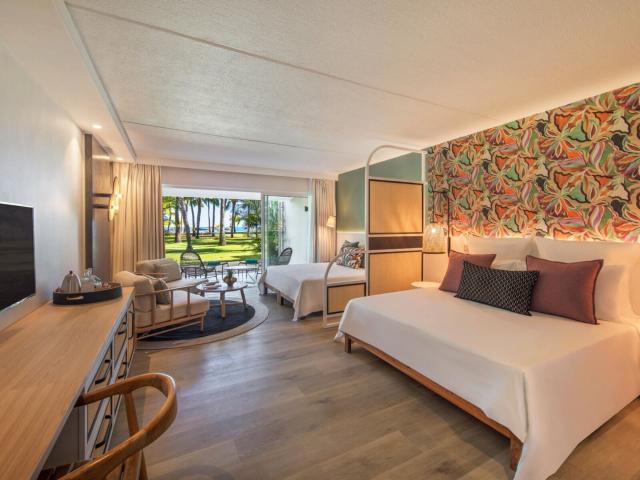 Victoria Beachcomber Resort & Spa