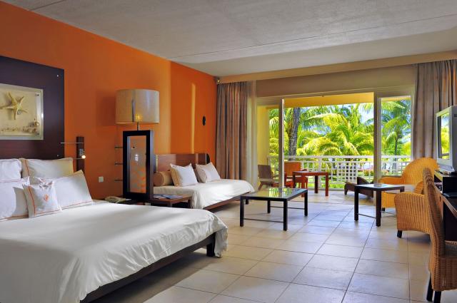 Victoria Beachcomber Resort & Spa