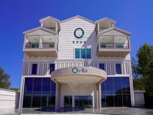 Q Ella Beach