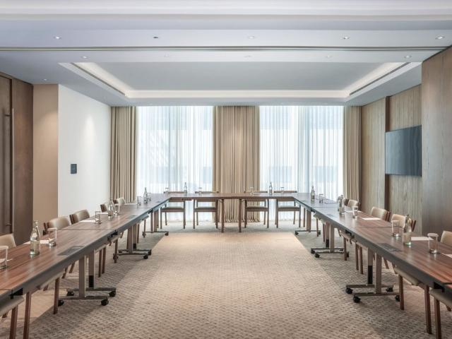 Radisson Beach Resort Palm Jumeirah