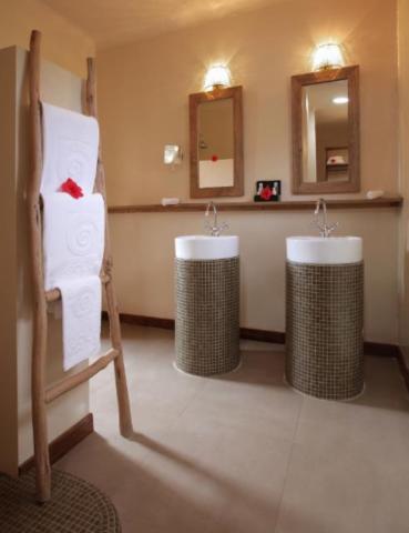 Gold Zanzibar Beach House & Spa