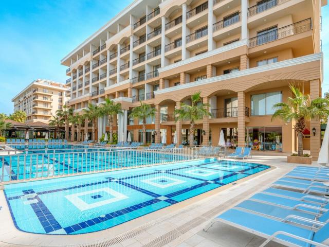 Club Sun Heaven Family Resort & Spa