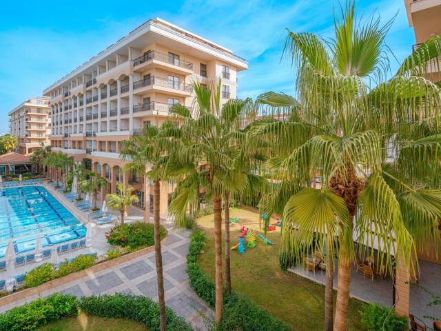 Club Sun Heaven Family Resort & Spa