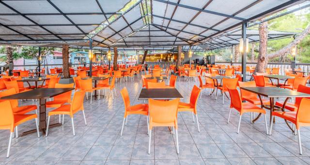 Senza Garden Holiday Club