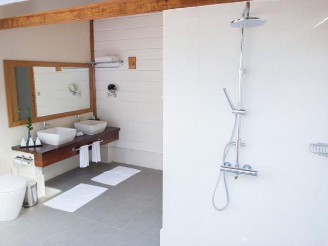 Meeru Island Resort & Spa