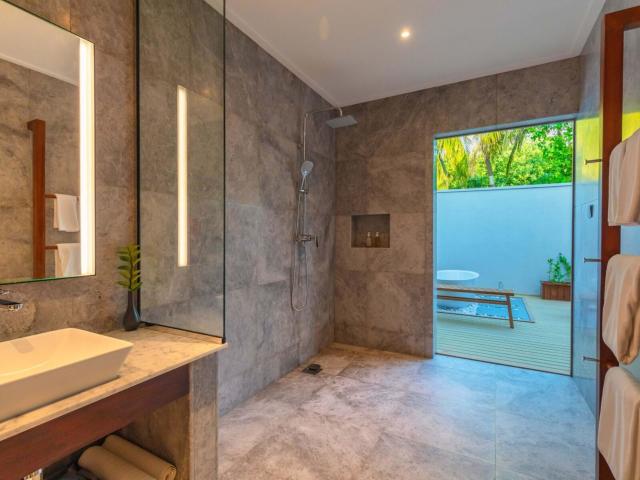 Meeru Island Resort & Spa