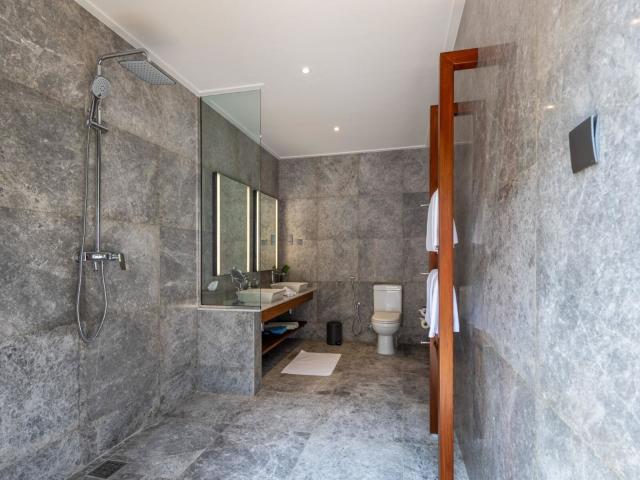 Meeru Island Resort & Spa