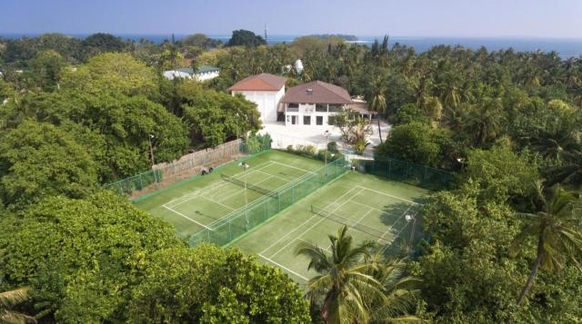 Bandos Island Resort & Spa