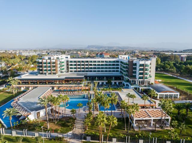 Süral Saray
