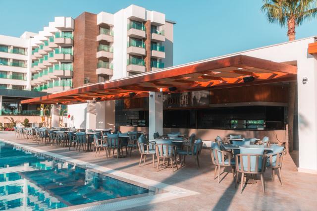Süral Saray