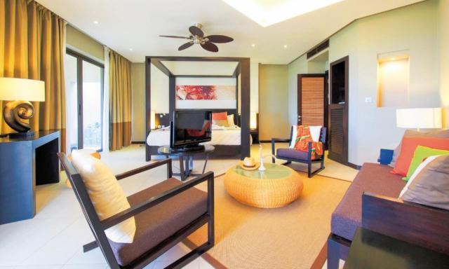 Crystals Beach Resort Belle Mare