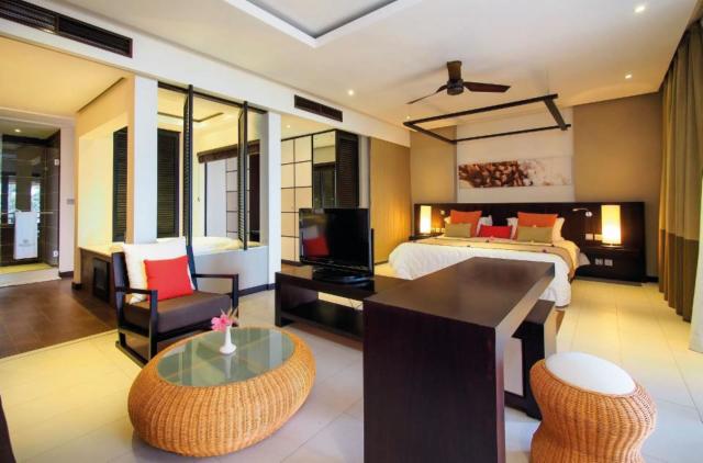 Crystals Beach Resort Belle Mare