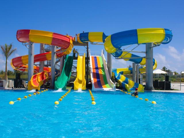 Crystals Beach Resort Belle Mare