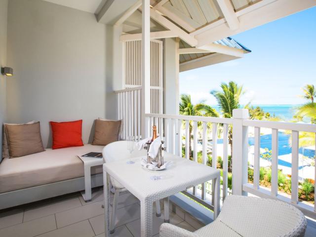 Radisson Blu Azuri Resort & Spa