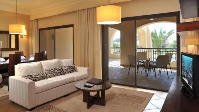 Jaz Neo Saraya Palms