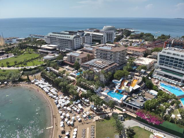 Eos Beach Resort