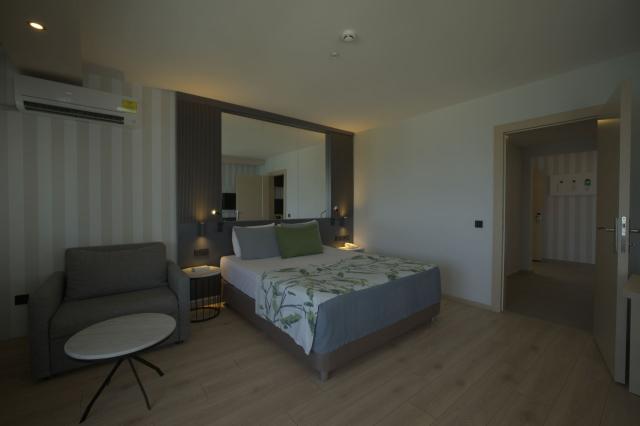 Eos Beach Resort