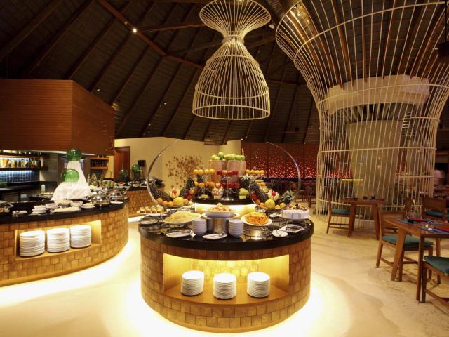 Centara Ras Fushi Resort & Spa