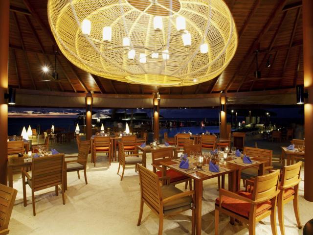 Centara Ras Fushi Resort & Spa