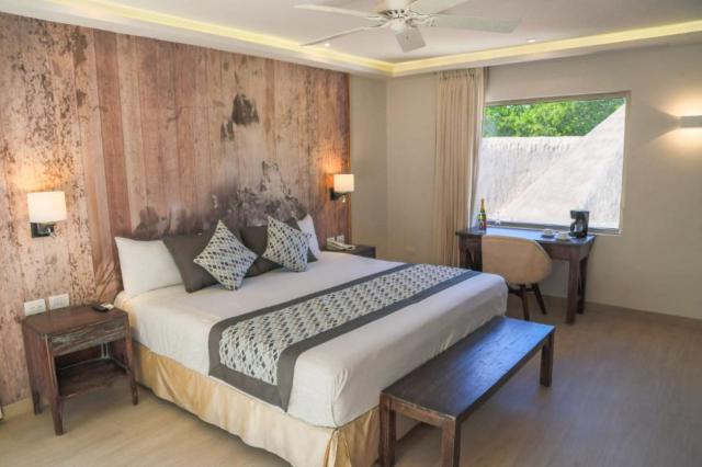 Sandos Caracol Eco Resort and Spa