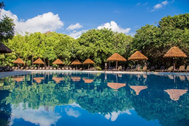 Sandos Caracol Eco Resort and Spa