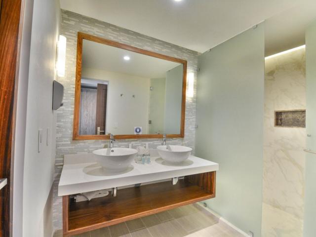 Sandos Caracol Eco Resort and Spa