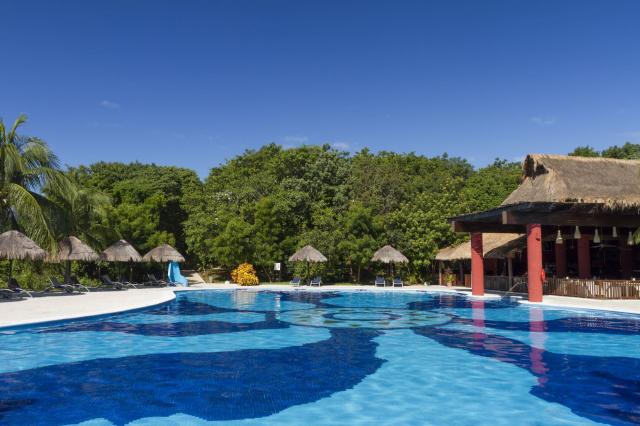 Sandos Caracol Eco Resort and Spa