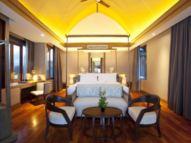 Graceland Khaolak Beach Resort
