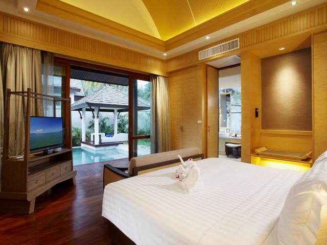 Graceland Khaolak Beach Resort