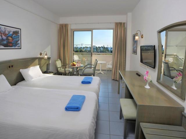 Nissiana Hotel