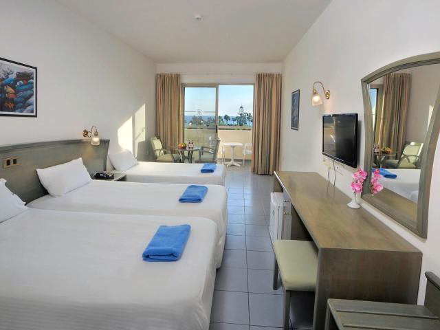 Nissiana Hotel