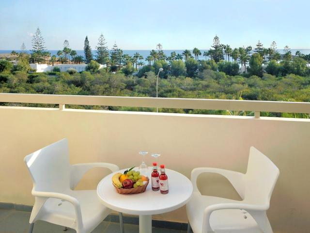 Nissiana Hotel