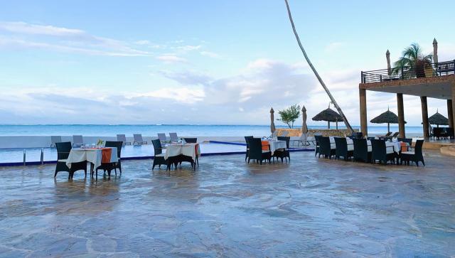 Royal Mandarin Resort
