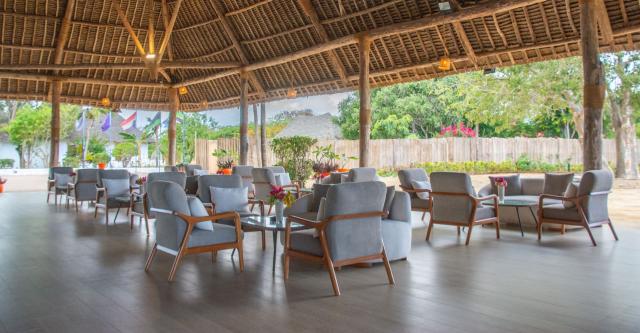 Royal Mandarin Resort