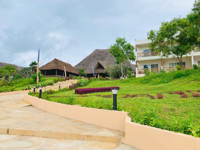 Royal Mandarin Resort