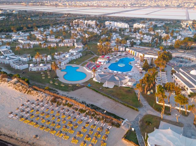 One Resort Premium