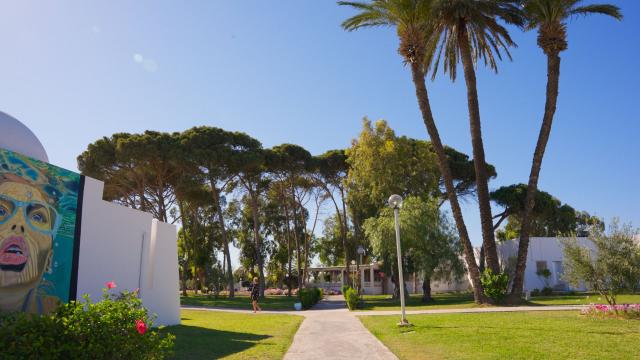 One Resort Premium