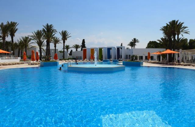 One Resort Premium