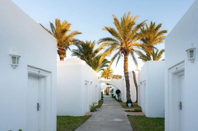 One Resort Premium