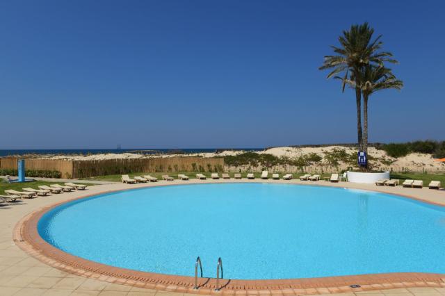 One Resort Premium