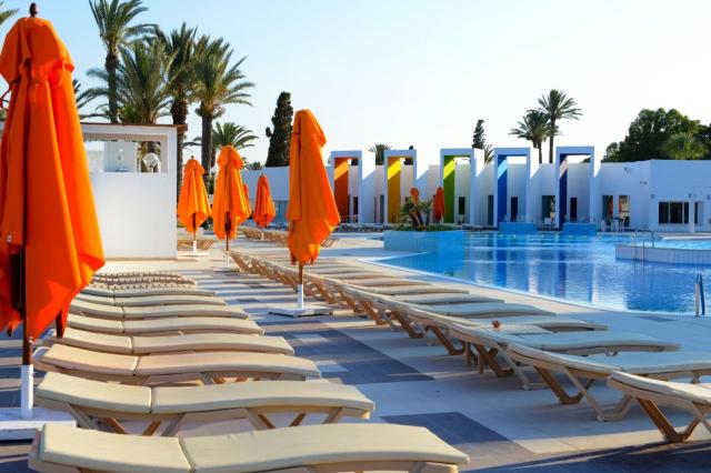 One Resort Premium